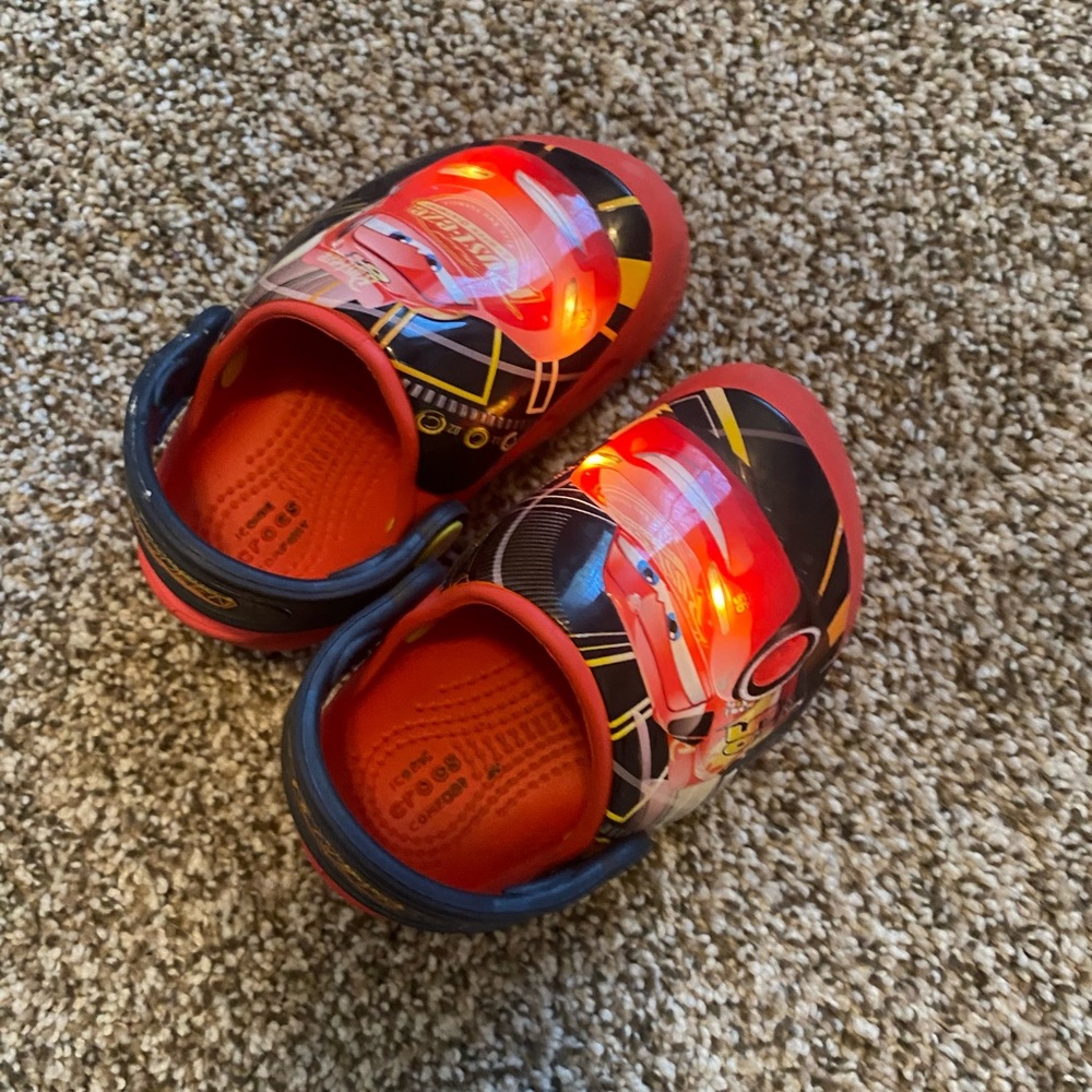 Lightning McQueen Crocs